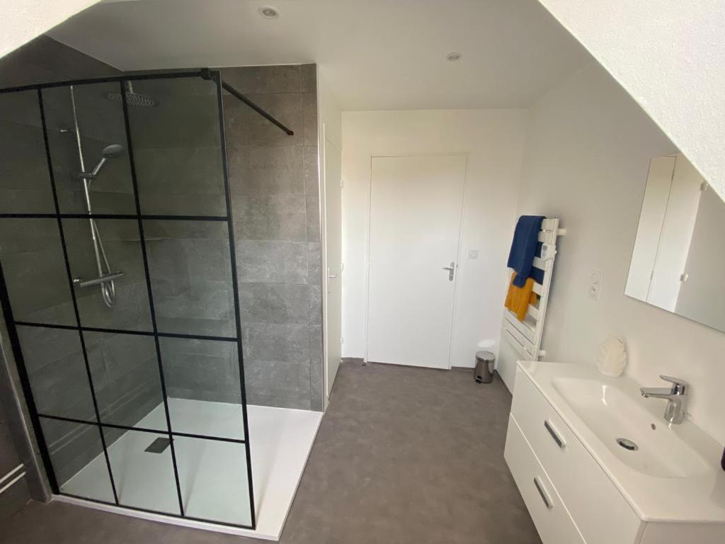 Appartement T3 En Plein Coeur Du Centre-Ville 수아송 외부 사진